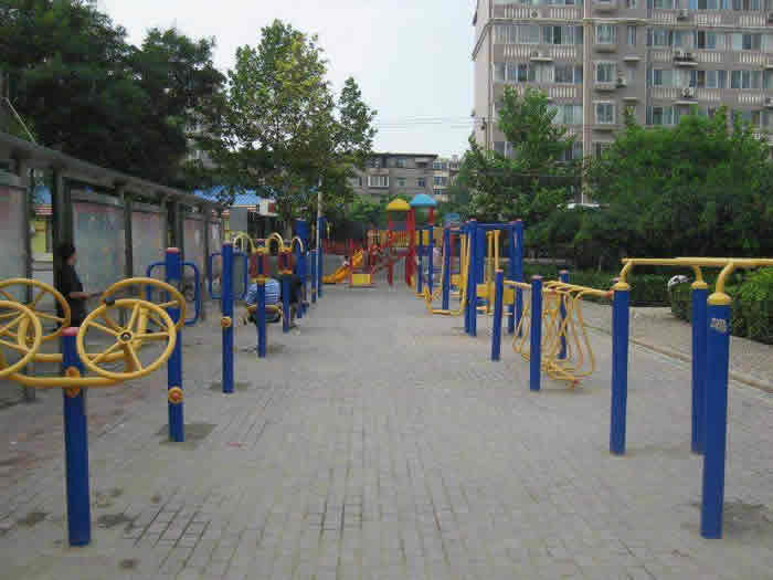 戶外健身路徑